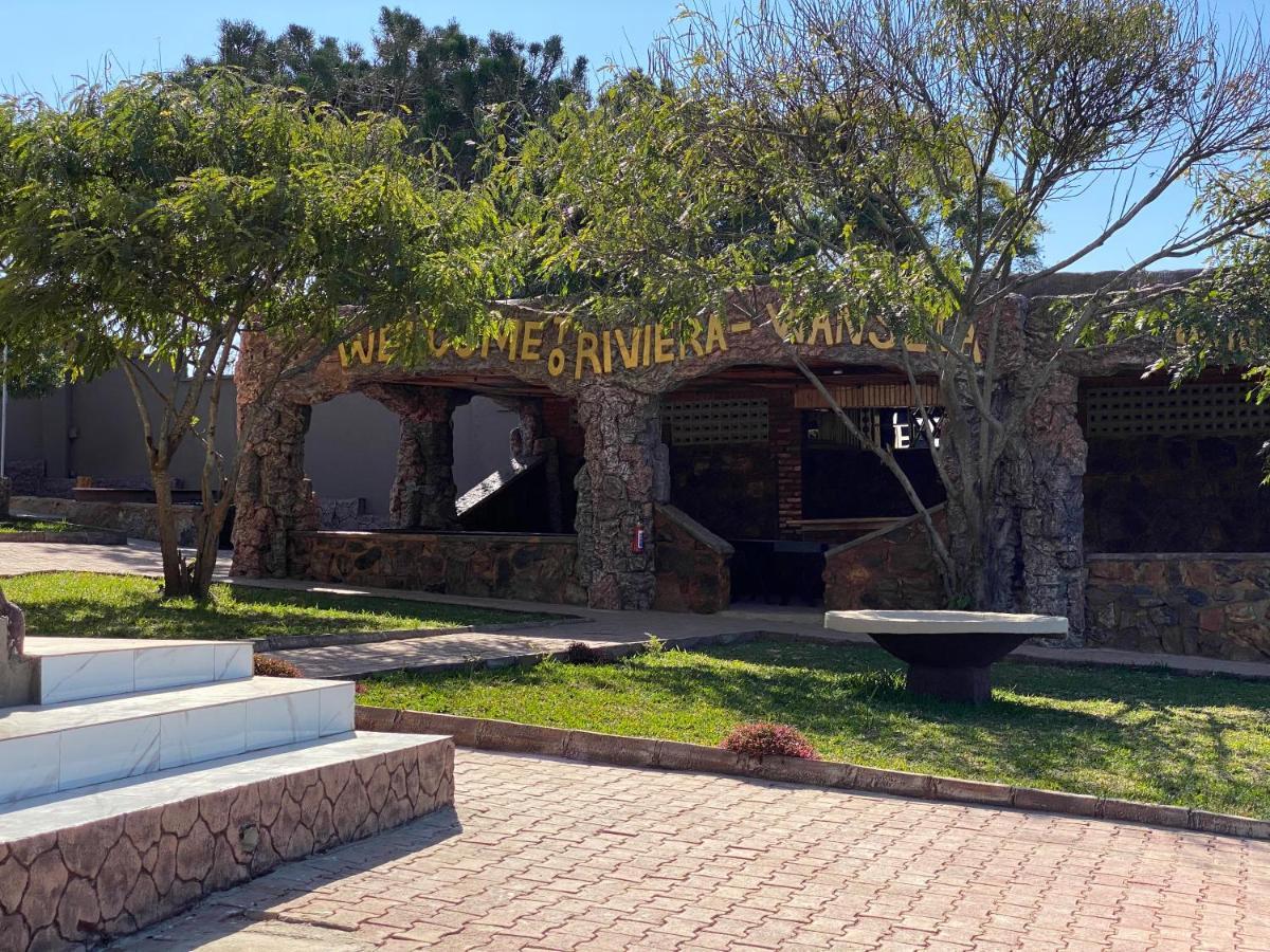 Riviera Wansela Beach Hotel By Colibri Kolwezi المظهر الخارجي الصورة